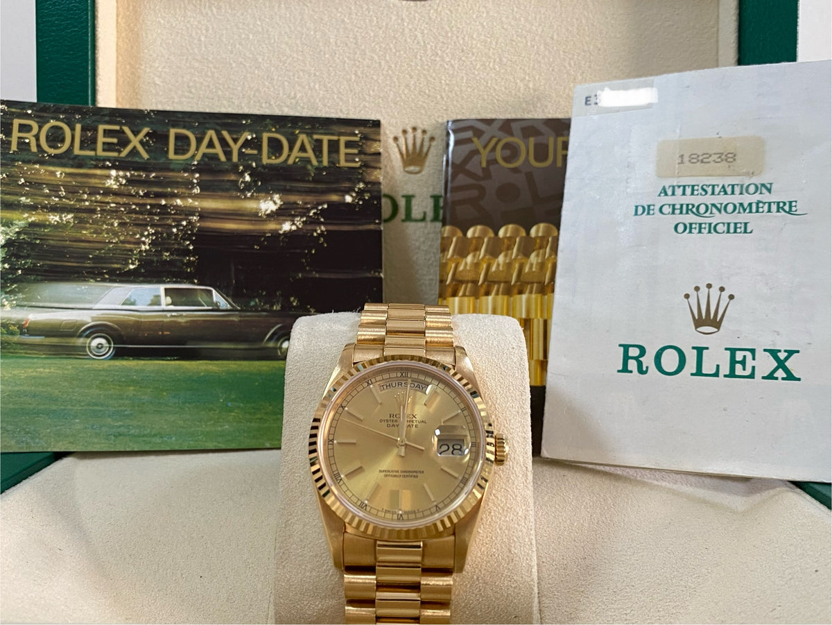 Rolex Yellow Gold Day-Date 36 - E serial - Fluted Bezel - Champagne Index Dial - President Bracelet - 18238 Unpolished