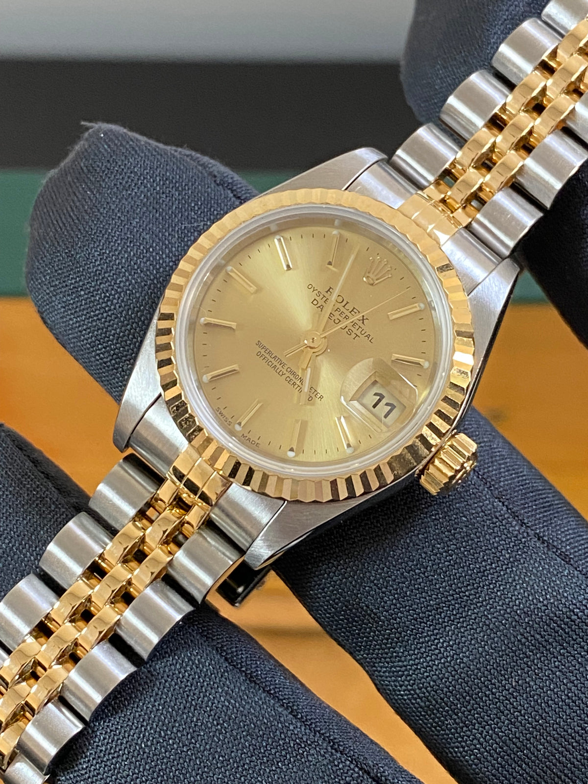 Rolex Yellow Gold and Steel Lady-Datejust 26 - P serial - Fluted Bezel - Champagne Index Dial - Jubilee Bracelet - 79173