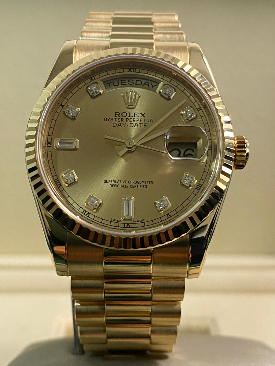 Rolex Yellow Gold Day-Date 36 - 2021 - Fluted Bezel - Factory Diamond Dial - President Bracelet - 118238 *FULL SET*