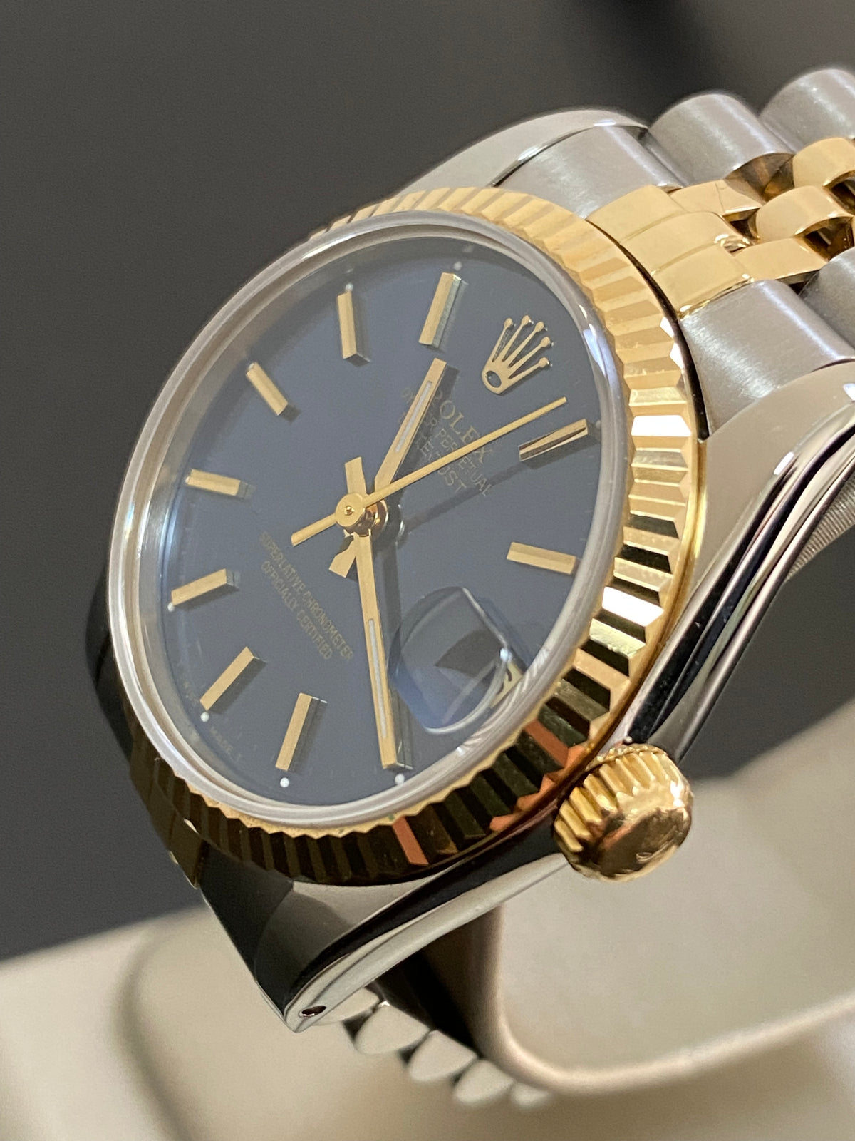 Rolex Steel and Yellow Gold Datejust 31 - R serial - Fluted Bezel - Blue Index Dial - Jubilee Bracelet - 68273