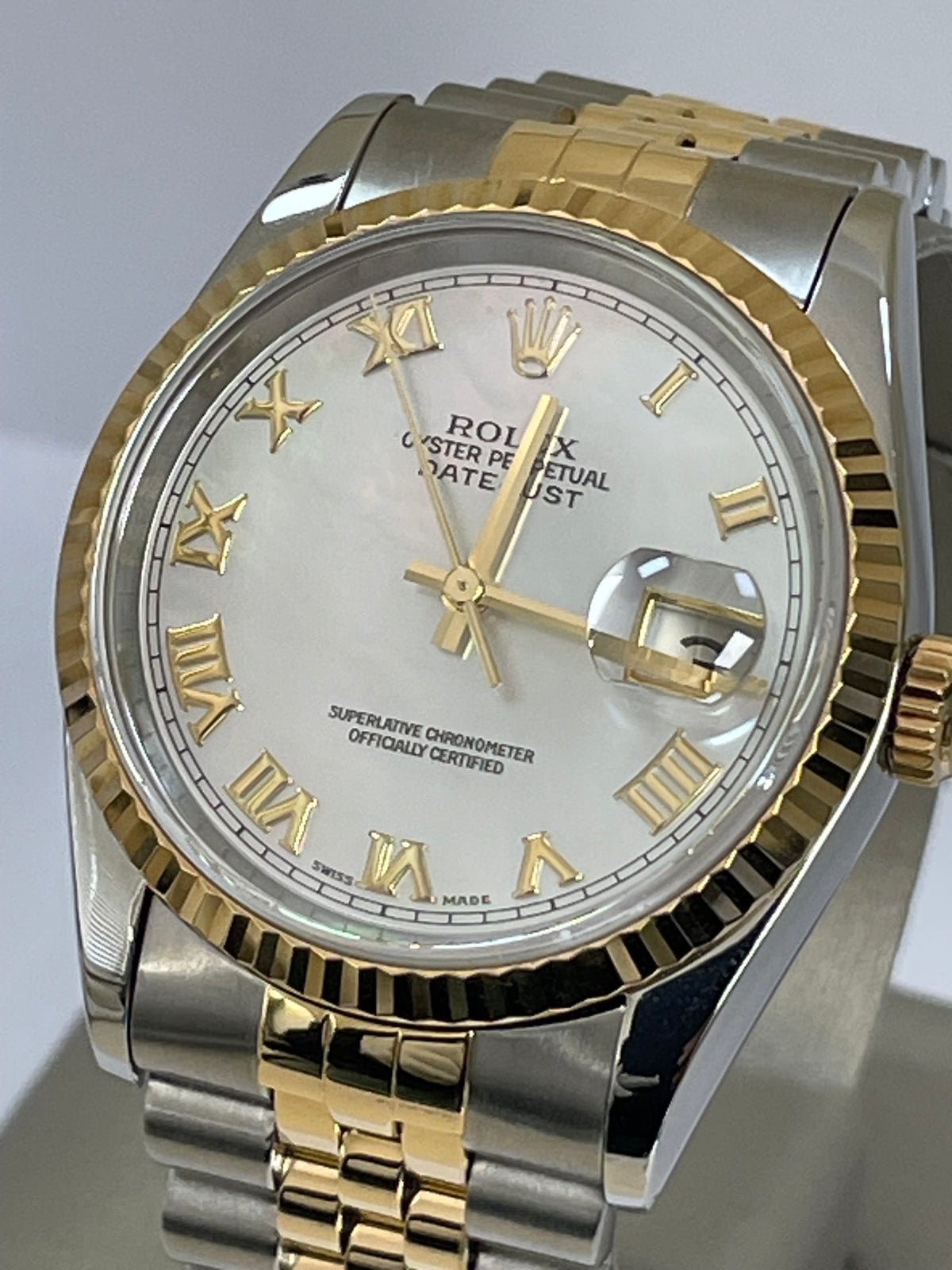 Rolex Steel and Yellow Gold Datejust 36 - U Serial - Fluted Bezel - Mother of Pearl Roman Dial - Jubilee Bracelet - 16233