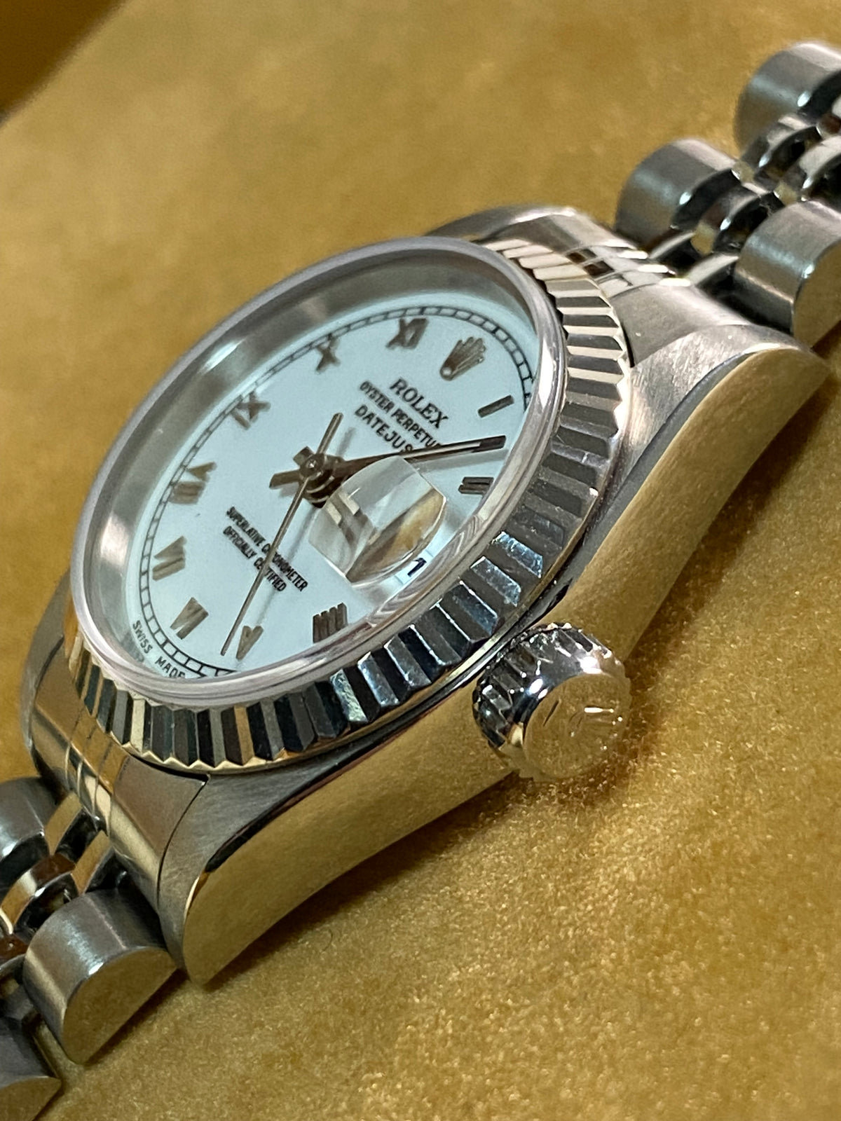 Rolex Steel Lady-Datejust - T serial- Fluted Bezel - White Roman Dial - Jubilee Bracelet - 69174 *FULL SET*