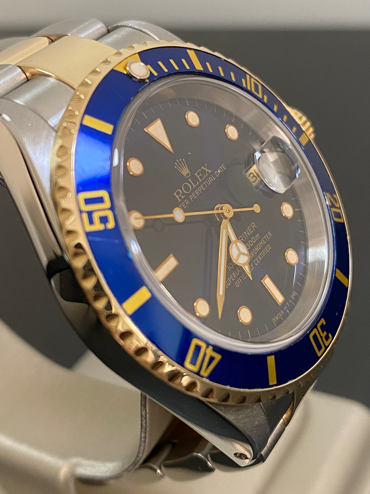 Rolex Yellow Gold and Steel Submariner Date - Y serial - Blue Dial - Pre Ceramic Blue Bezel - 16613