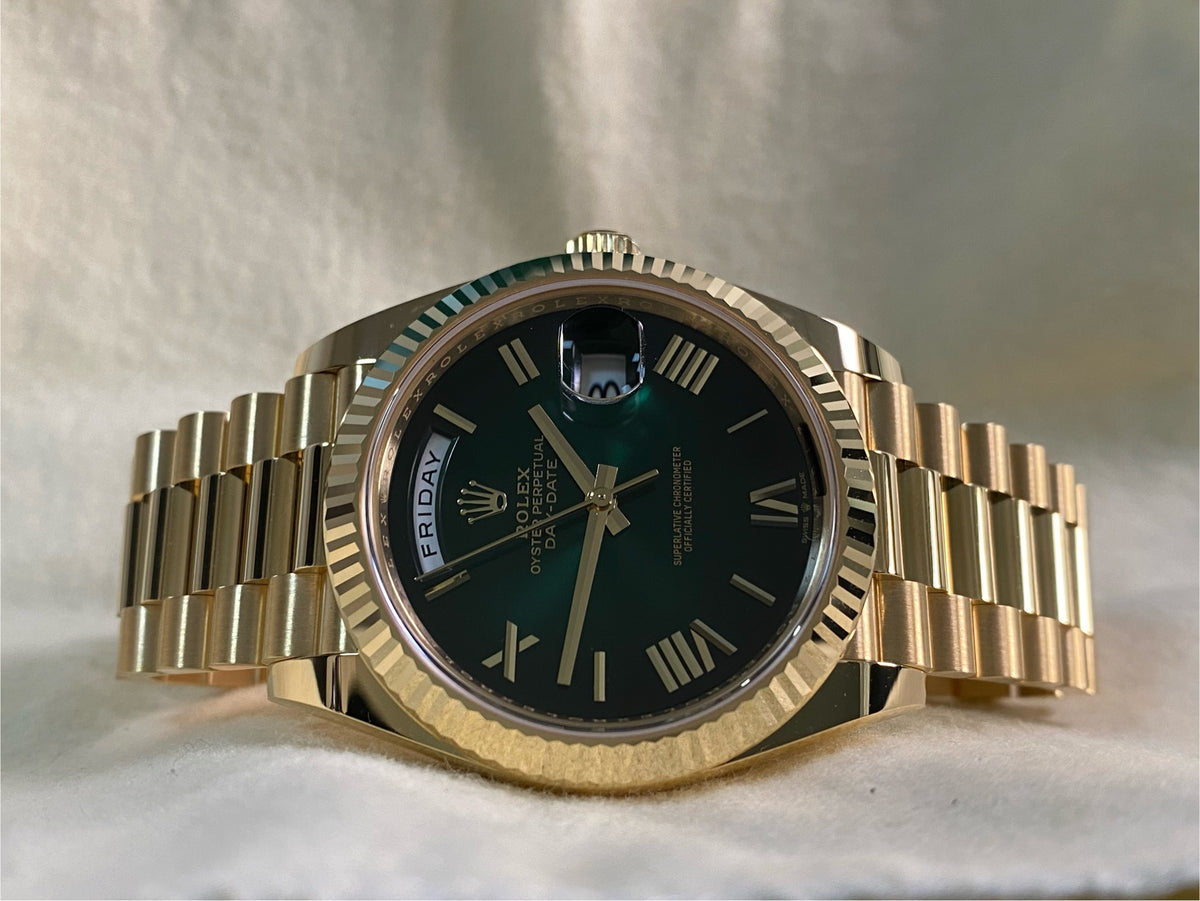 Rolex Yellow Gold Day-Date 40 - 2024 - Fluted Bezel - Green Ombre Dial - President Bracelet - 228238 *FULL SET*