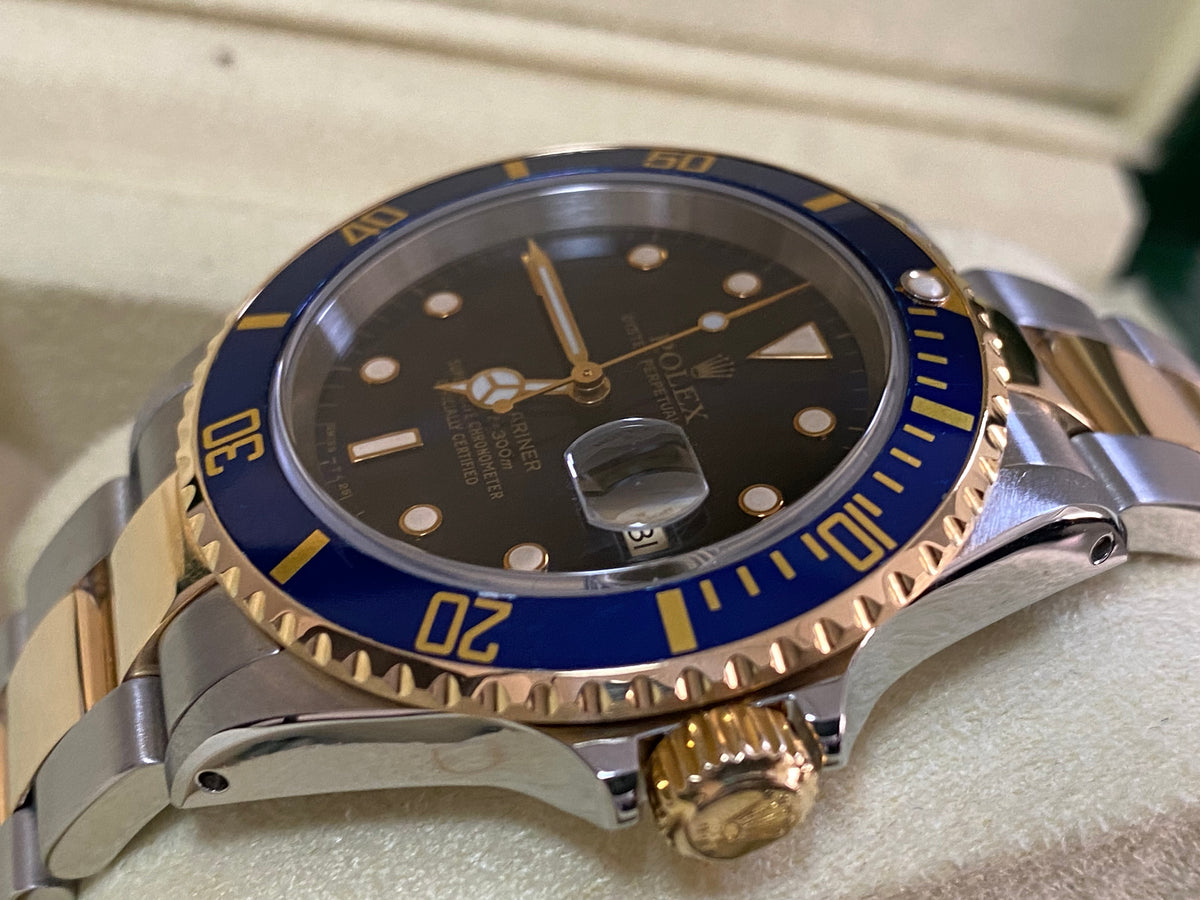 Rolex Yellow Gold and Steel Submariner Date - Y serial - Blue Dial - Pre Ceramic Blue Bezel - 16613