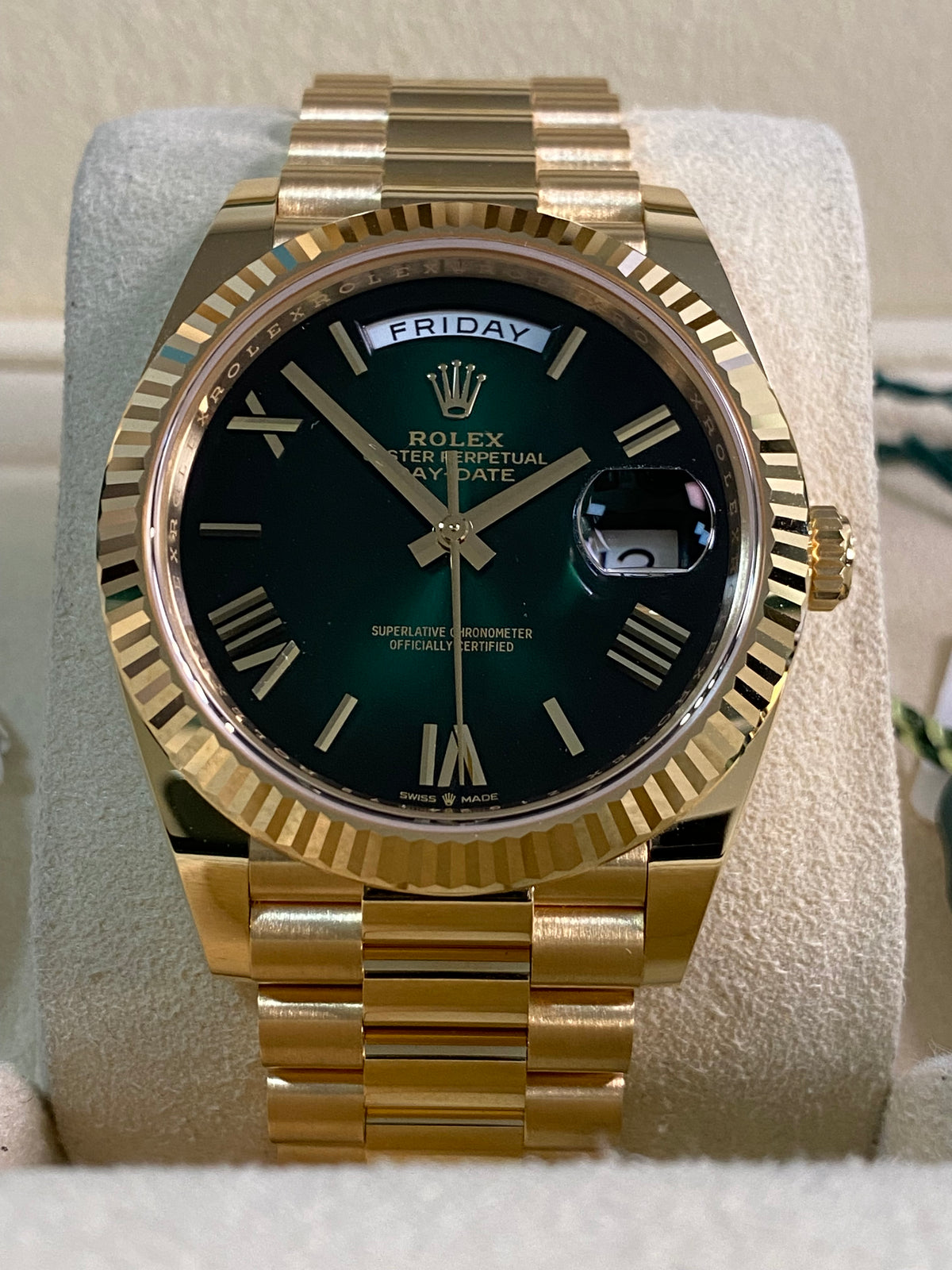 Rolex Yellow Gold Day-Date 40 - 2024 - Fluted Bezel - Green Ombre Dial - President Bracelet - 228238 *FULL SET*