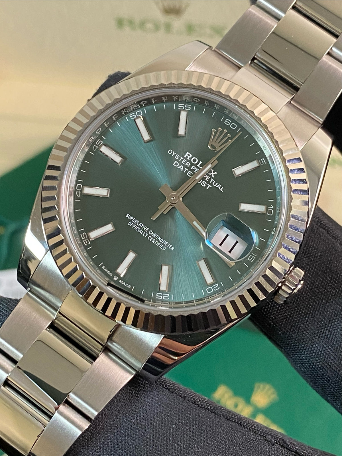 Rolex Steel Datejust 41 - 2023 - Fluted Bezel - Mint Green Dial - Oyster Bracelet - 126334 *FULL SET*