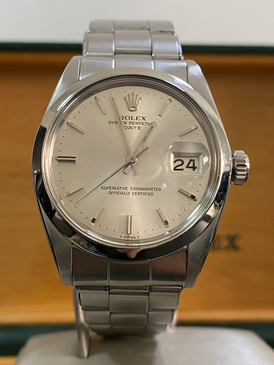 Rolex Steel Oyster Perpetual Date - Domed Bezel - Silver Index Dial - Oyster Bracelet - 1500