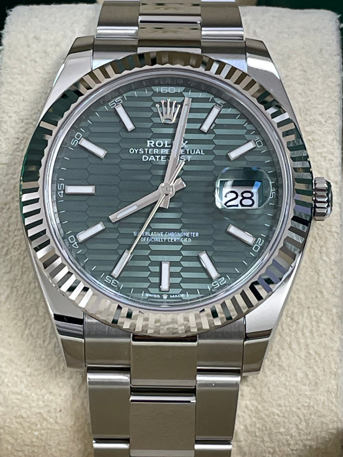 Rolex Steel and White Gold Datejust 41 - 2023 - Fluted Bezel - Mint Green Fluted-Motif Dial - Oyster Bracelet - 126334