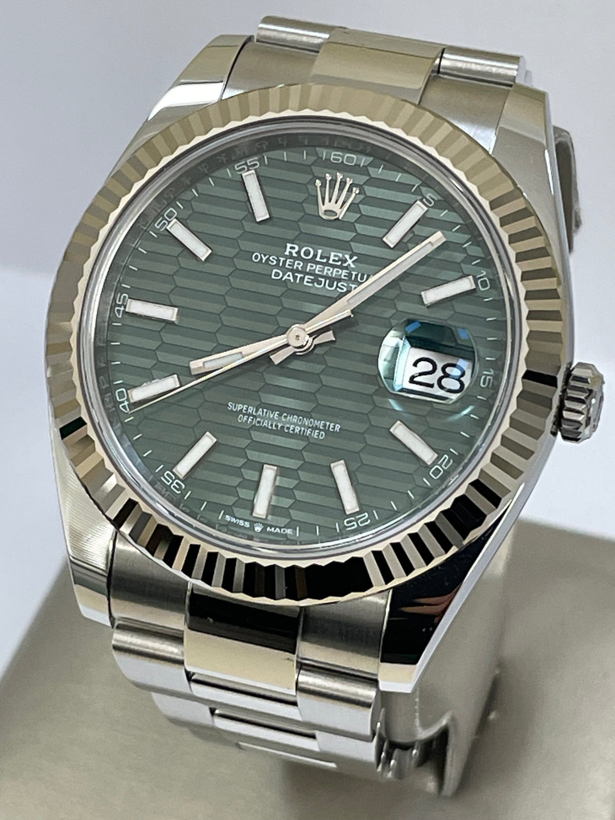 Rolex Steel and White Gold Datejust 41 - 2023 - Fluted Bezel - Mint Green Fluted-Motif Dial - Oyster Bracelet - 126334