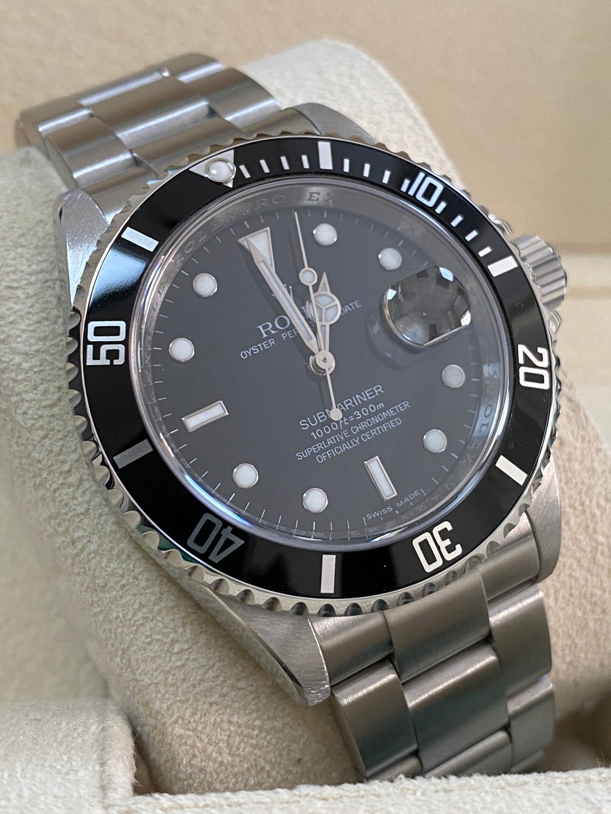 Rolex Steel Submariner Date - V serial - Pre Ceramic Bezel - Black Dial - 16610 *COMPLETE*