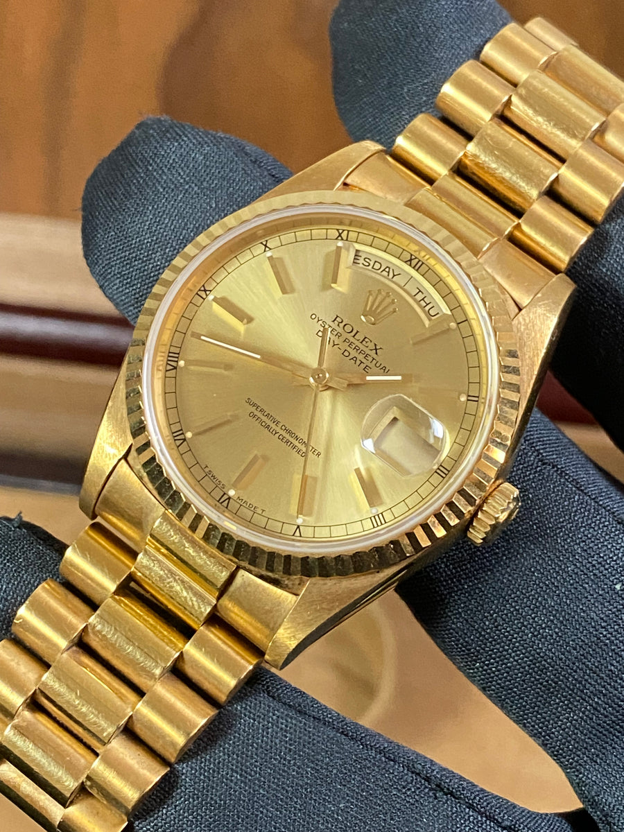 Rolex Yellow Gold Day-Date 36 - E serial - Fluted Bezel - Champagne Index Dial - Double Quickset - President Bracelet - 18238 *UNPOLISHED*