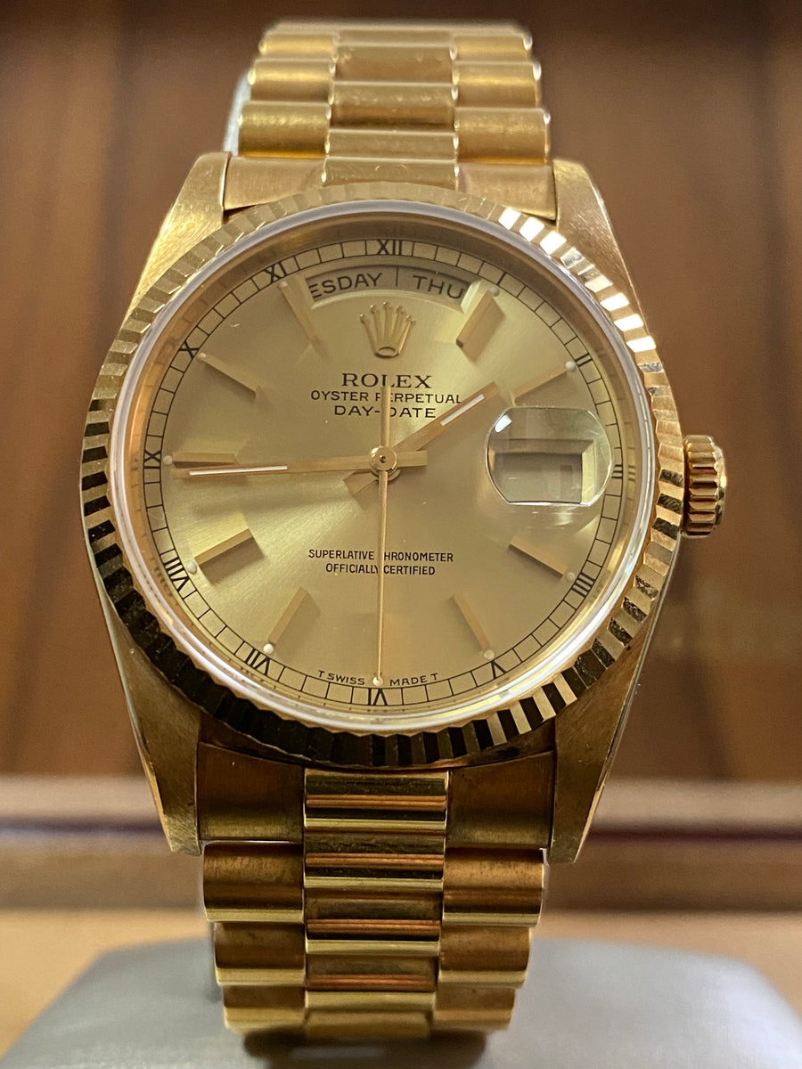 Rolex Yellow Gold Day-Date 36 - E serial - Fluted Bezel - Champagne Index Dial - Double Quickset - President Bracelet - 18238 *UNPOLISHED*