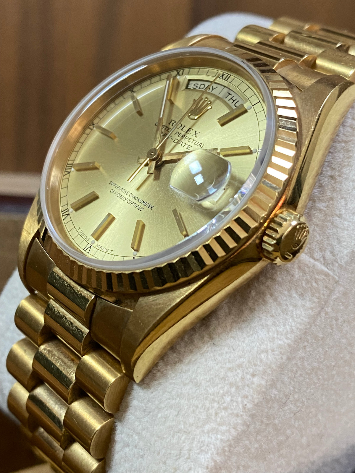 Rolex Yellow Gold Day-Date 36 - E serial - Fluted Bezel - Champagne Index Dial - Double Quickset - President Bracelet - 18238 *UNPOLISHED*