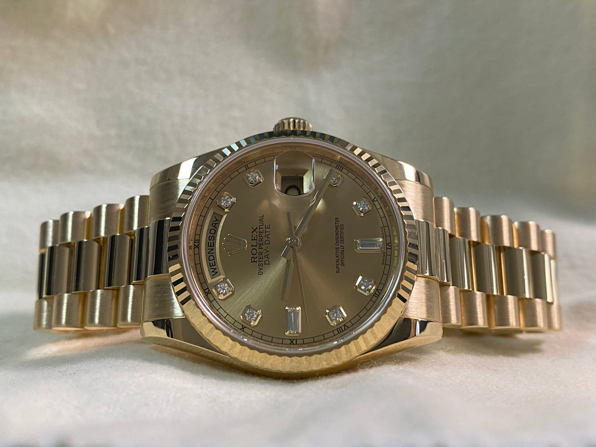 Rolex Yellow Gold Day-Date 36 - 2010 - Fluted Bezel - Factory Diamond Dial - President Bracelet - 118238 *FULL SET*