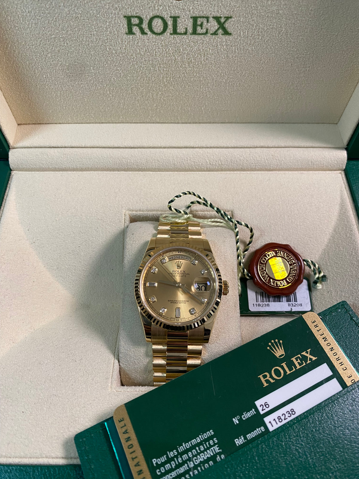 Rolex Yellow Gold Day-Date 36 - 2010 - Fluted Bezel - Factory Diamond Dial - President Bracelet - 118238 *FULL SET*