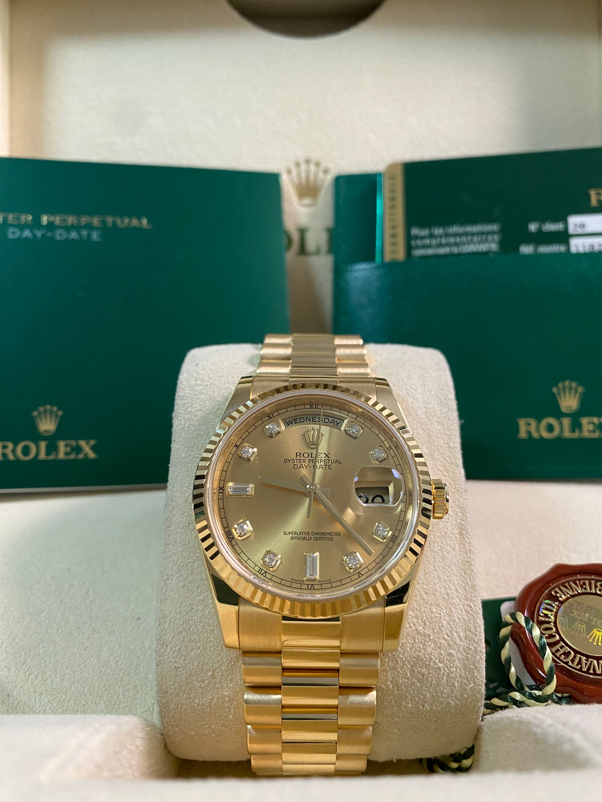 Rolex Yellow Gold Day-Date 36 - 2010 - Fluted Bezel - Factory Diamond Dial - President Bracelet - 118238 *FULL SET*