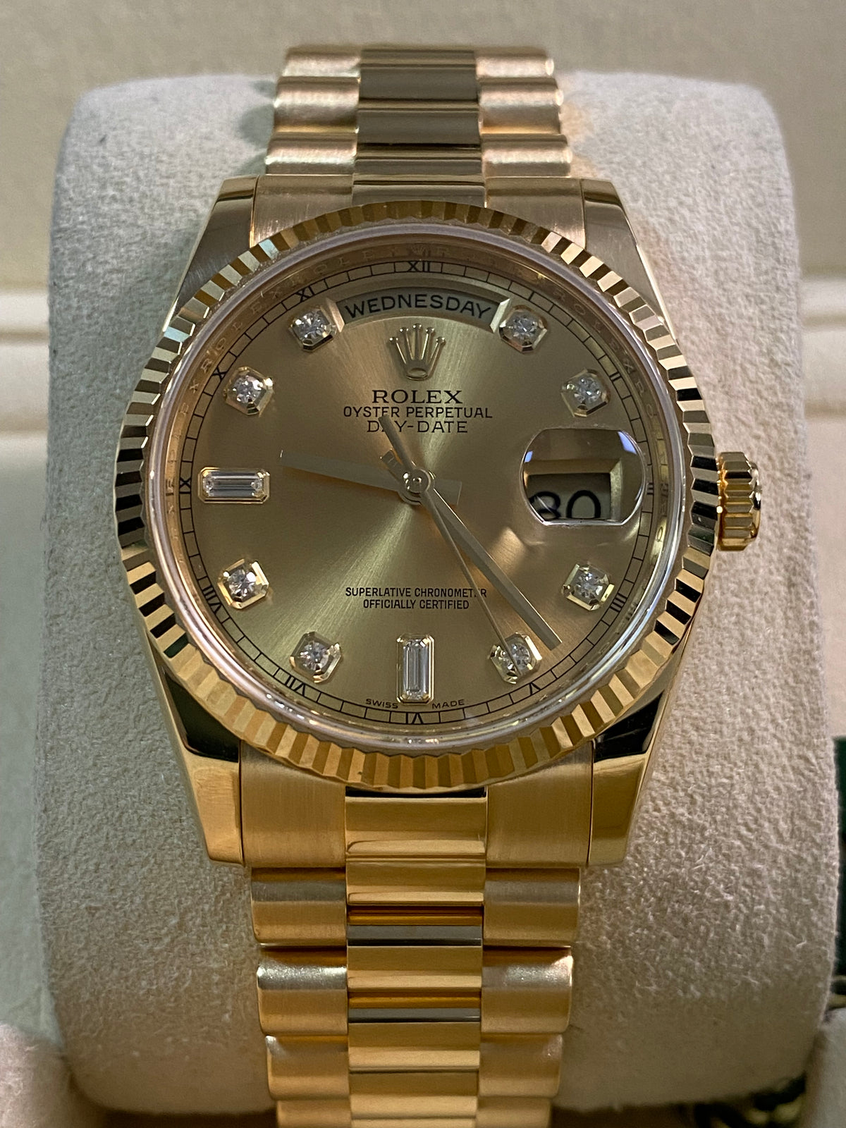 Rolex Yellow Gold Day-Date 36 - 2010 - Fluted Bezel - Factory Diamond Dial - President Bracelet - 118238 *FULL SET*