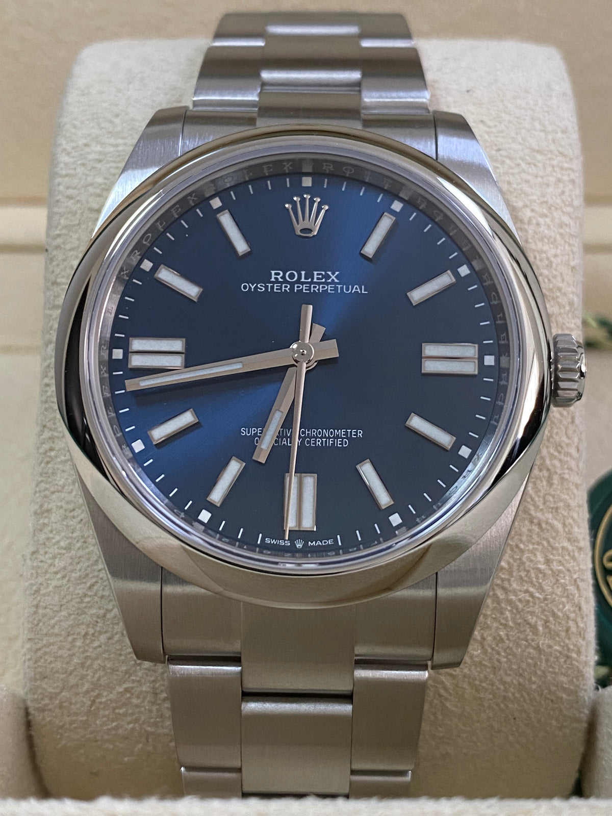 Rolex Oyster Perpetual 41 - 2024 - Domed Bezel - Bright Blue Index Dial - Oyster Bracelet - 124300