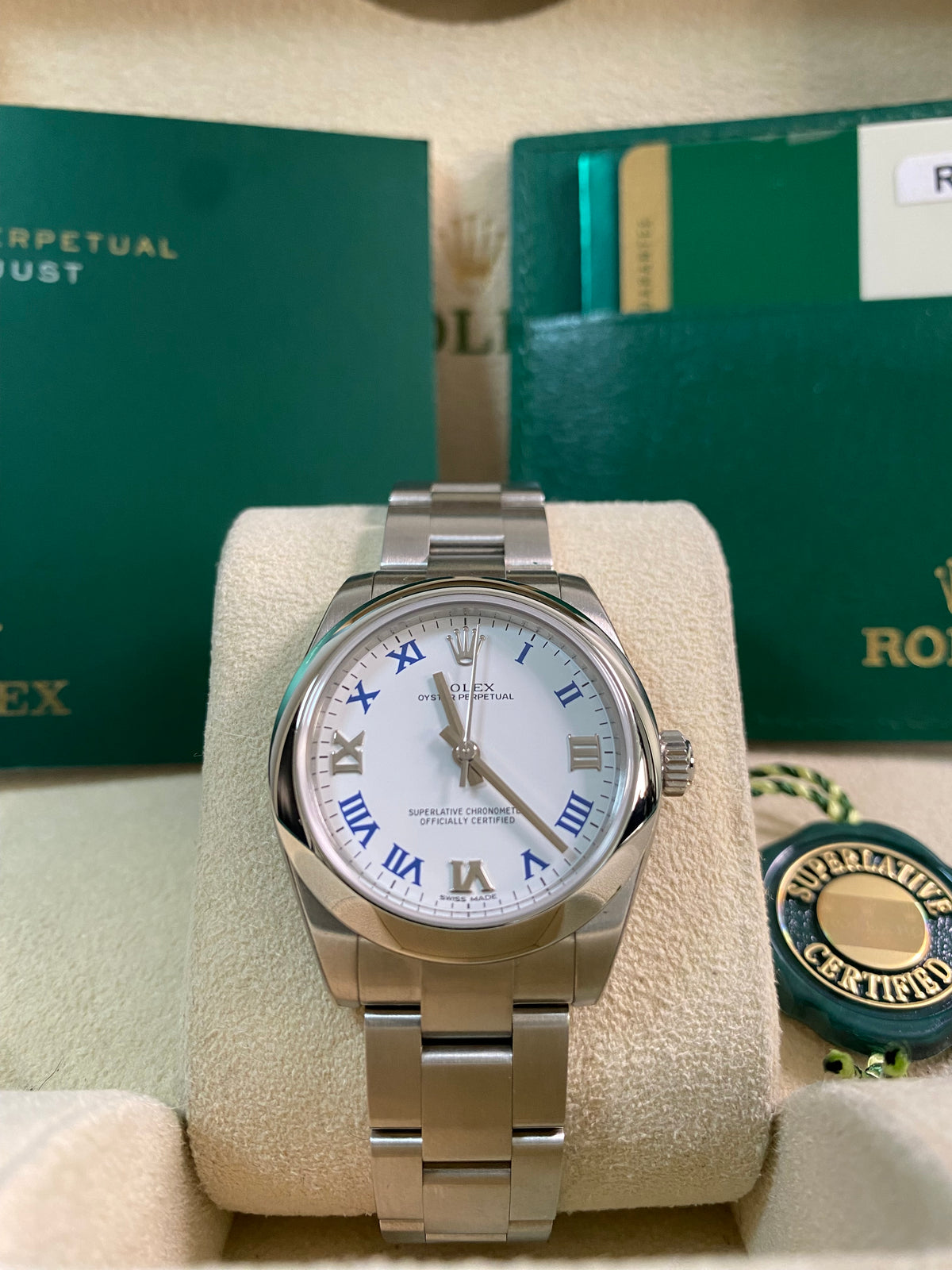 Rolex Steel Oyster Perpetual 31 - 2015 - Domed Bezel - White Roman Dial - Oyster Bracelet - 177200 *FULL STICKERS*