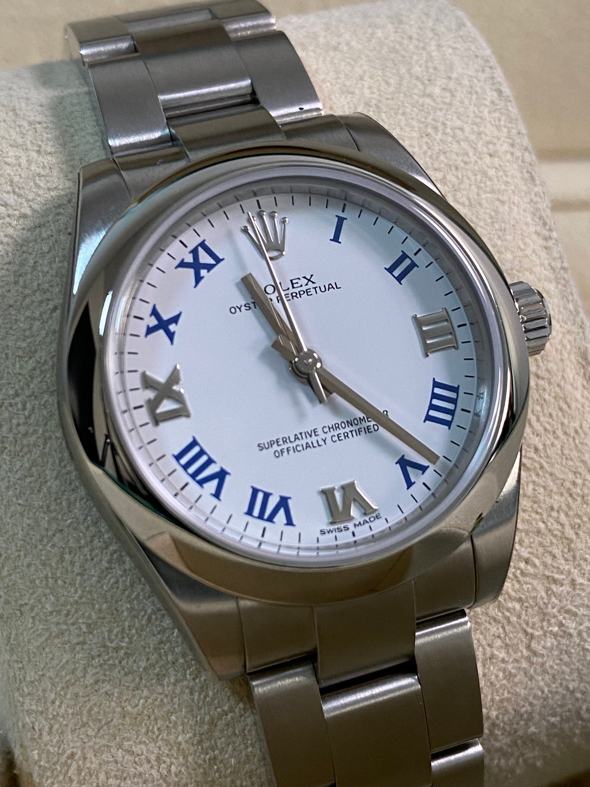 Rolex Steel Oyster Perpetual 31 - 2015 - Domed Bezel - White Roman Dial - Oyster Bracelet - 177200 *FULL STICKERS*