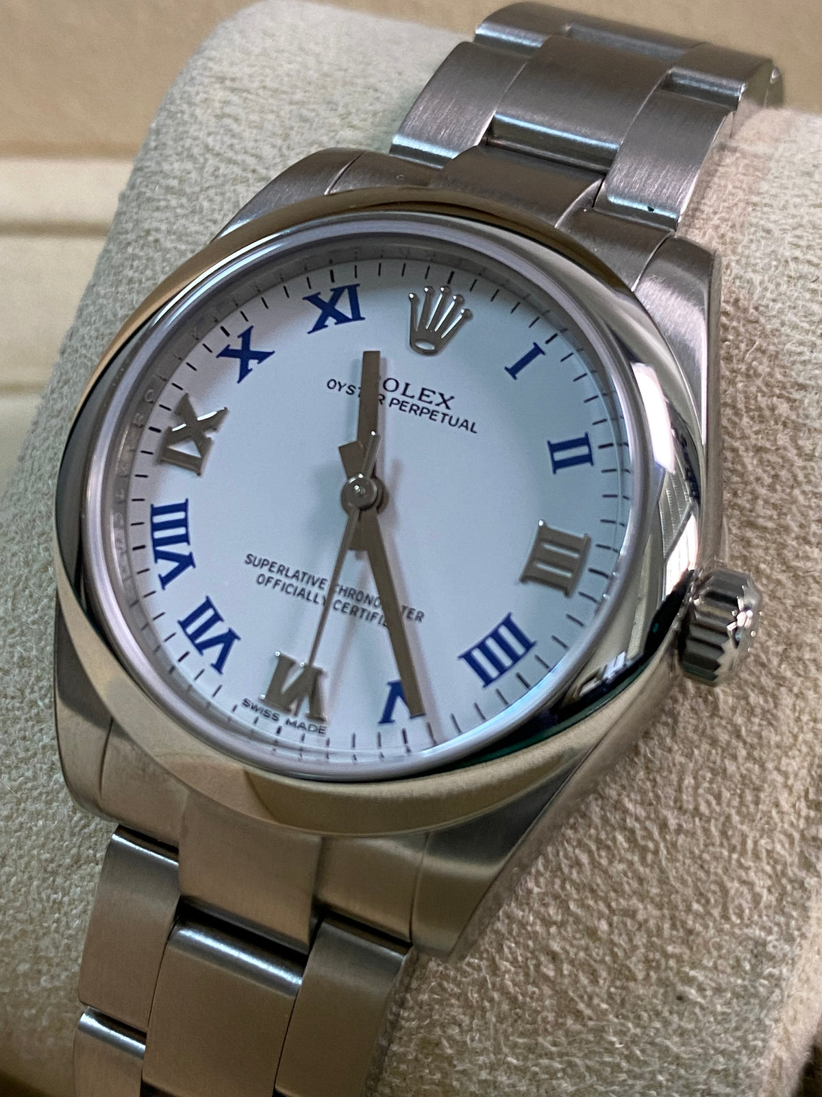 Rolex Steel Oyster Perpetual 31 - 2015 - Domed Bezel - White Roman Dial - Oyster Bracelet - 177200 *FULL STICKERS*