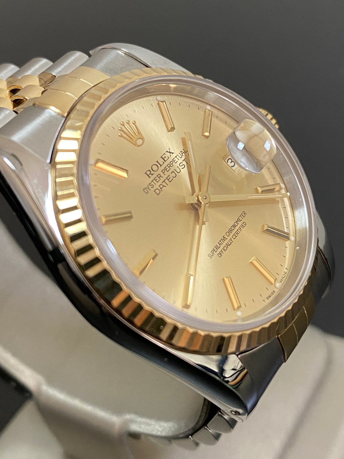 Rolex Steel and Yellow Gold Datejust 36 - X serial - Fluted Bezel - Champagne Index Dial - Jubilee Bracelet - 16233