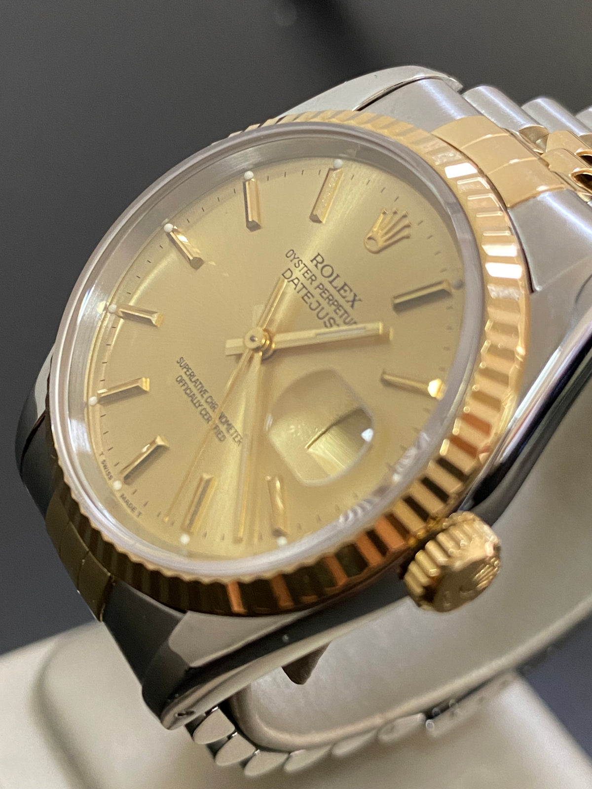 Rolex Steel and Yellow Gold Datejust 36 - X serial - Fluted Bezel - Champagne Index Dial - Jubilee Bracelet - 16233