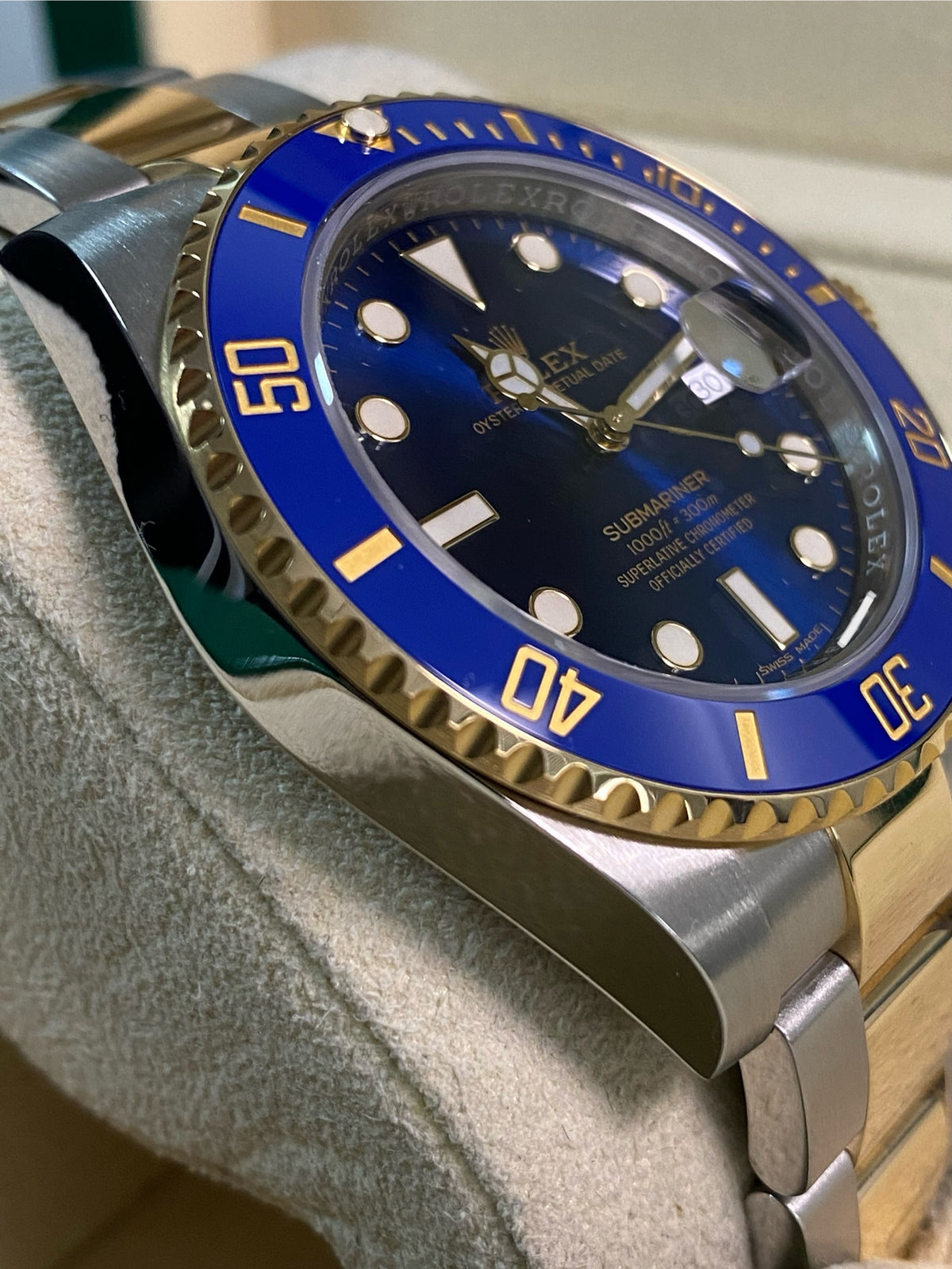 Rolex Steel and Yellow Gold Submariner Date - 2020 - "Bluesy" - 116613LB *FULL SET*