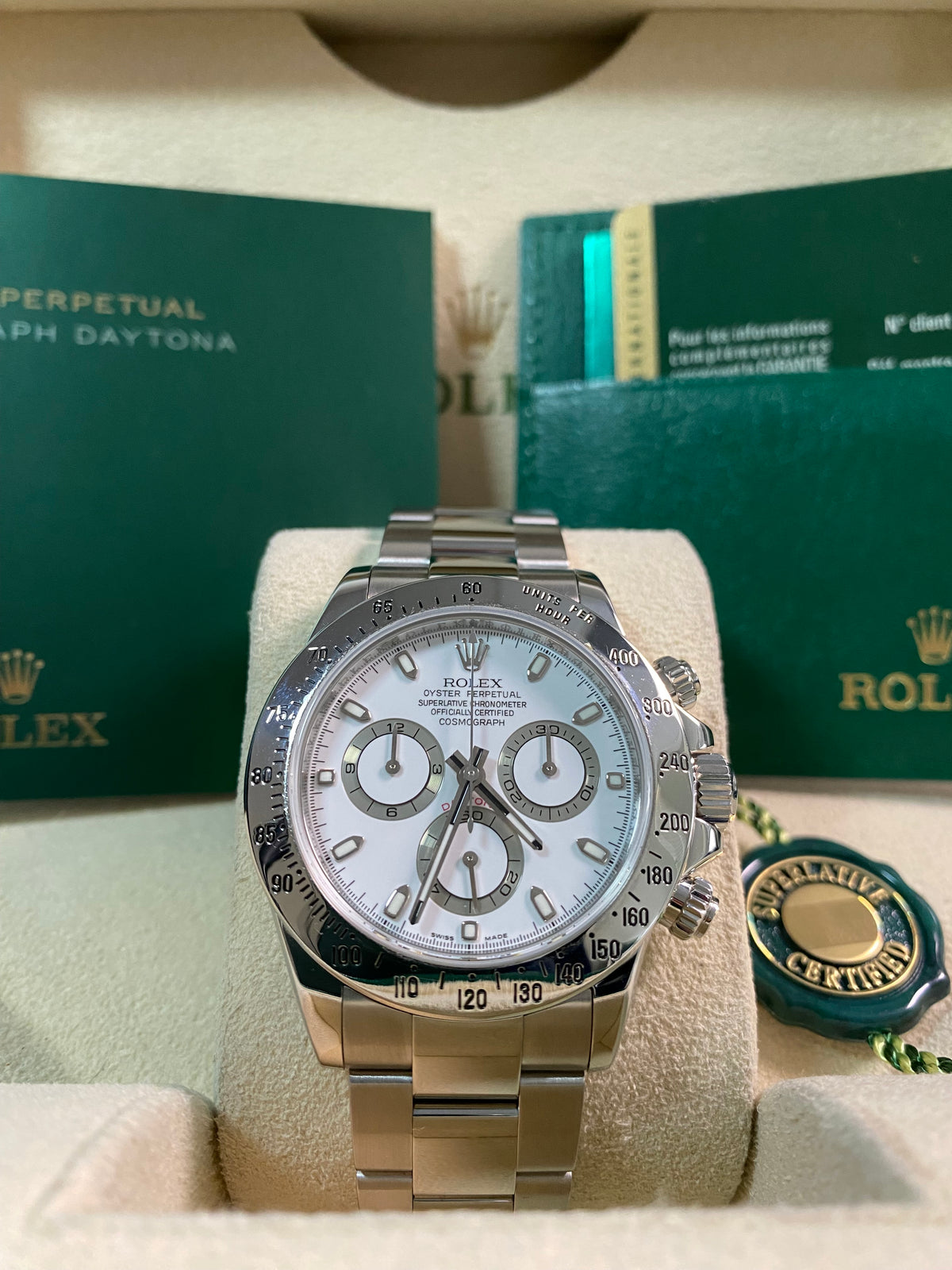 Rolex Steel Cosmograph Daytona - M serial - White Index Dial - Fat Buckle - 116520 *FULL SET*