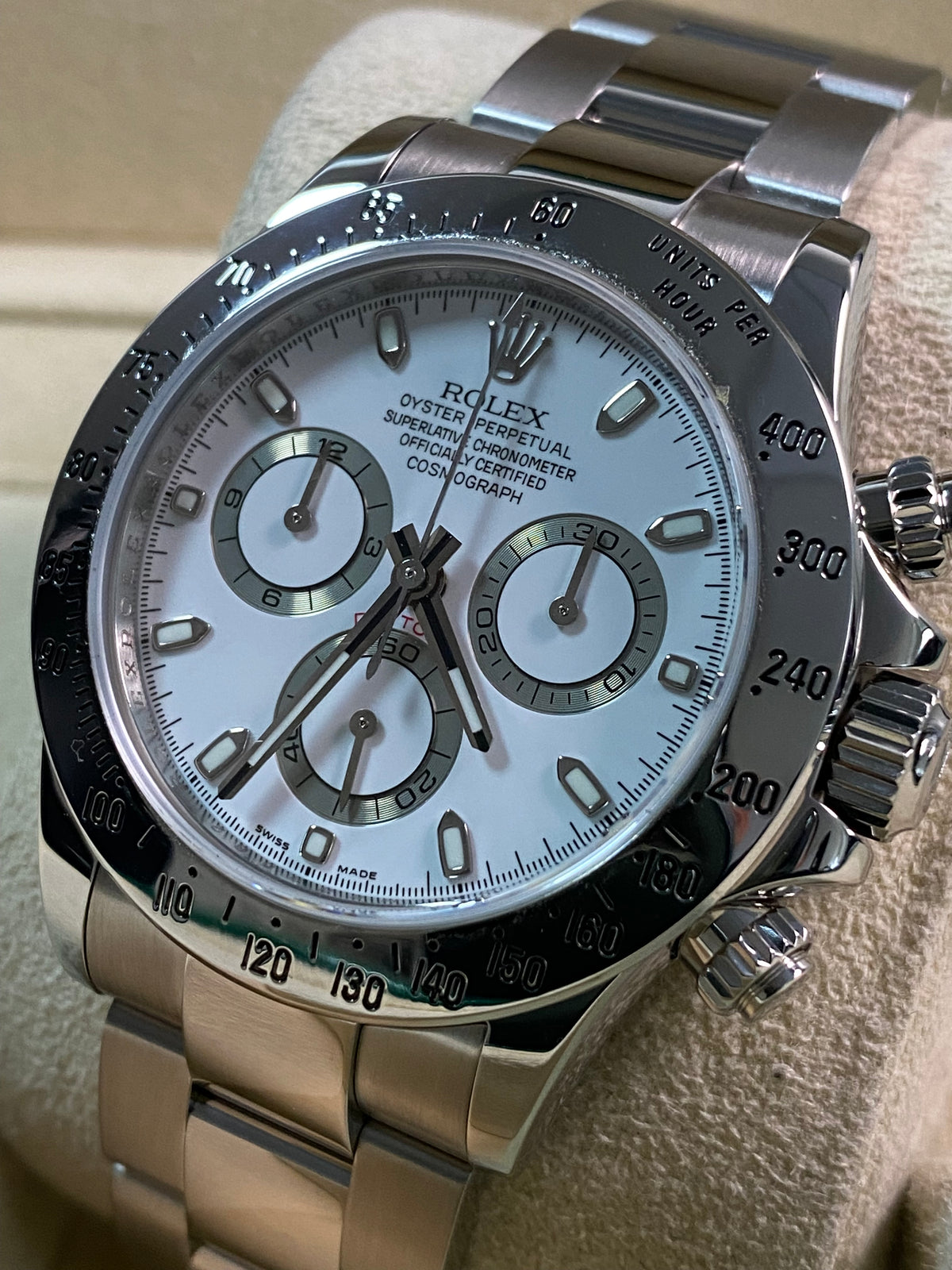 Rolex Steel Cosmograph Daytona - M serial - White Index Dial - Fat Buckle - 116520 *FULL SET*